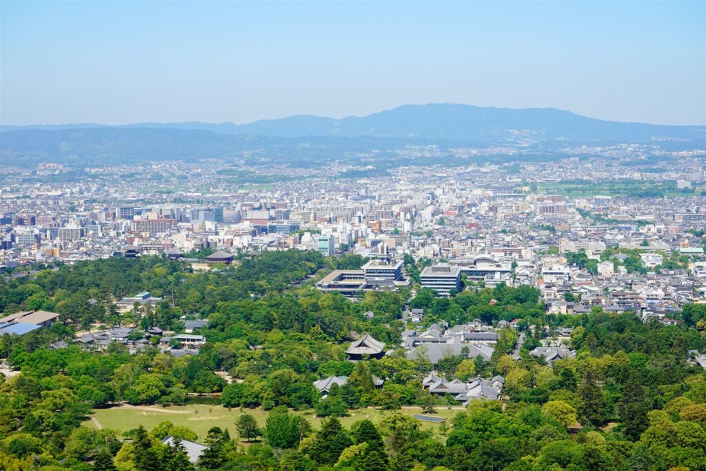 若草山から見た奈良県奈良市の街並み